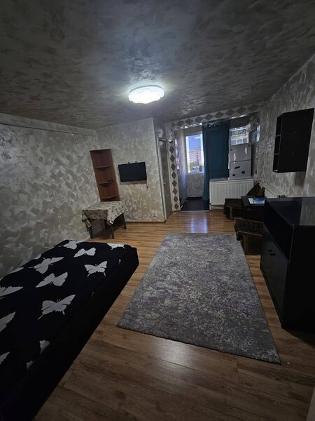 Drumul Taberei, Plaza Romania,